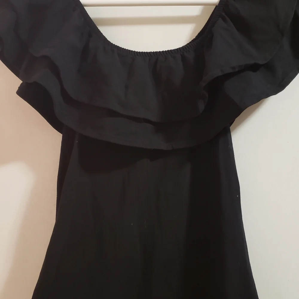 H&M Black Ruffle Mini Dress - Picture 2 of 4